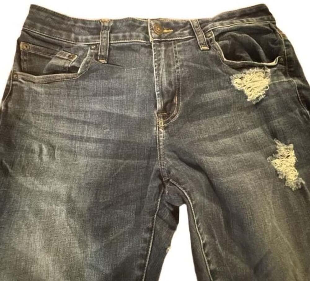 American Eagle Jeans Distressed Denim Blue